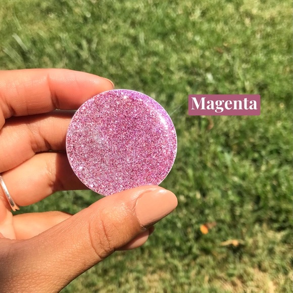 “Magenta” Resin Phone Pop - Picture 1 of 1